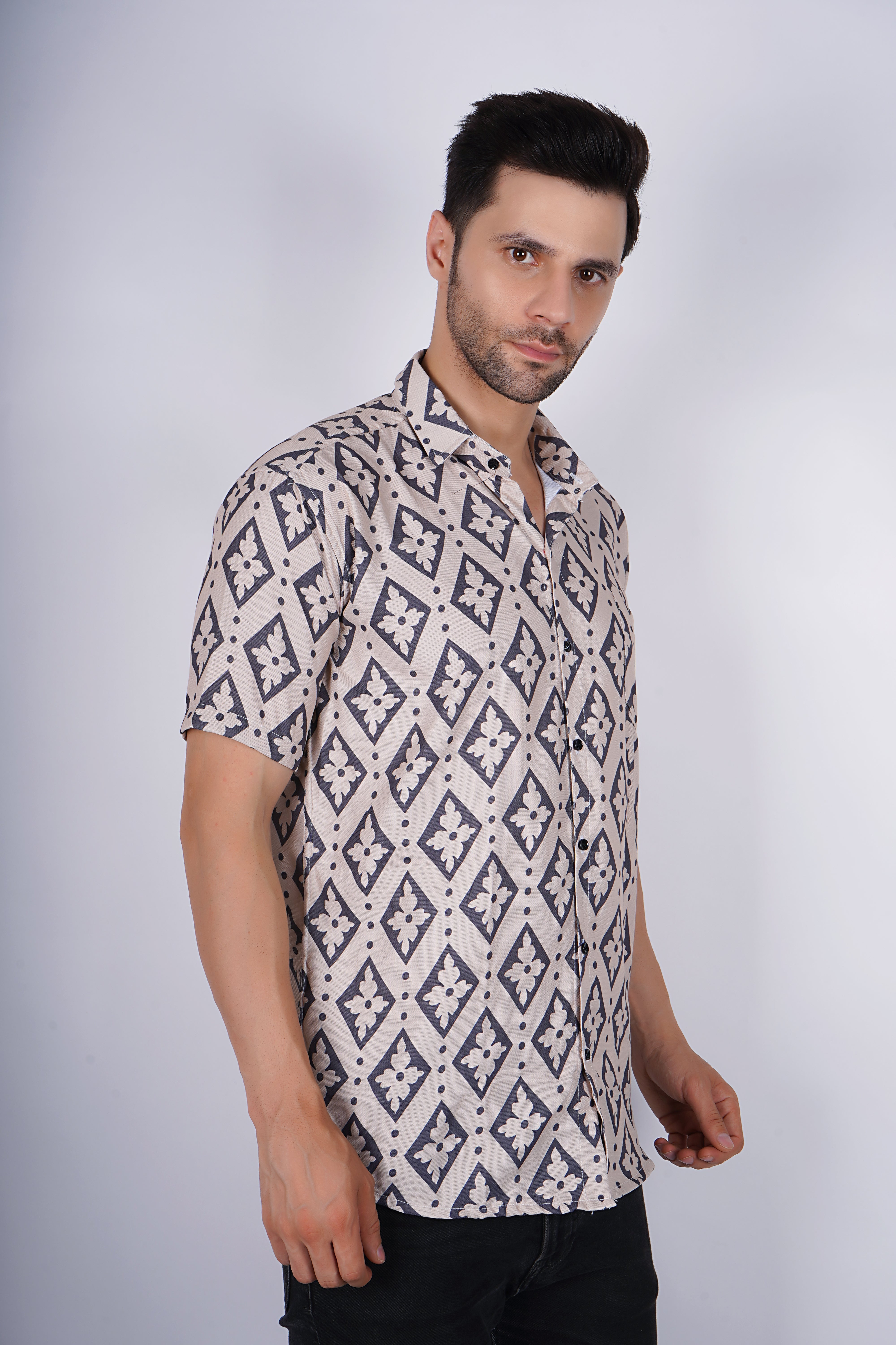 Diamond Pattern Short-Sleeve Shirt AC #051