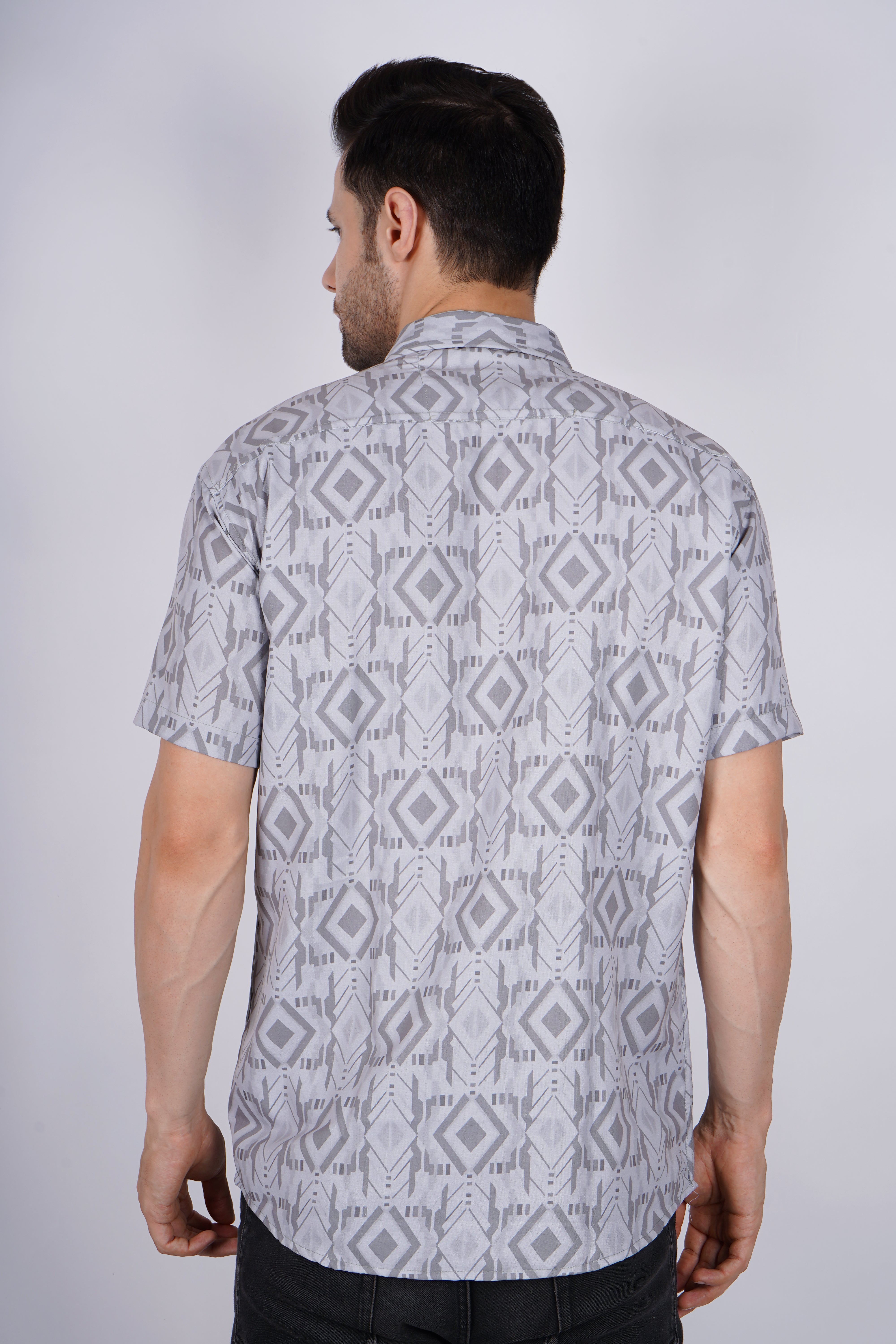 Geometric Grey Short-Sleeve Shirt AB #052