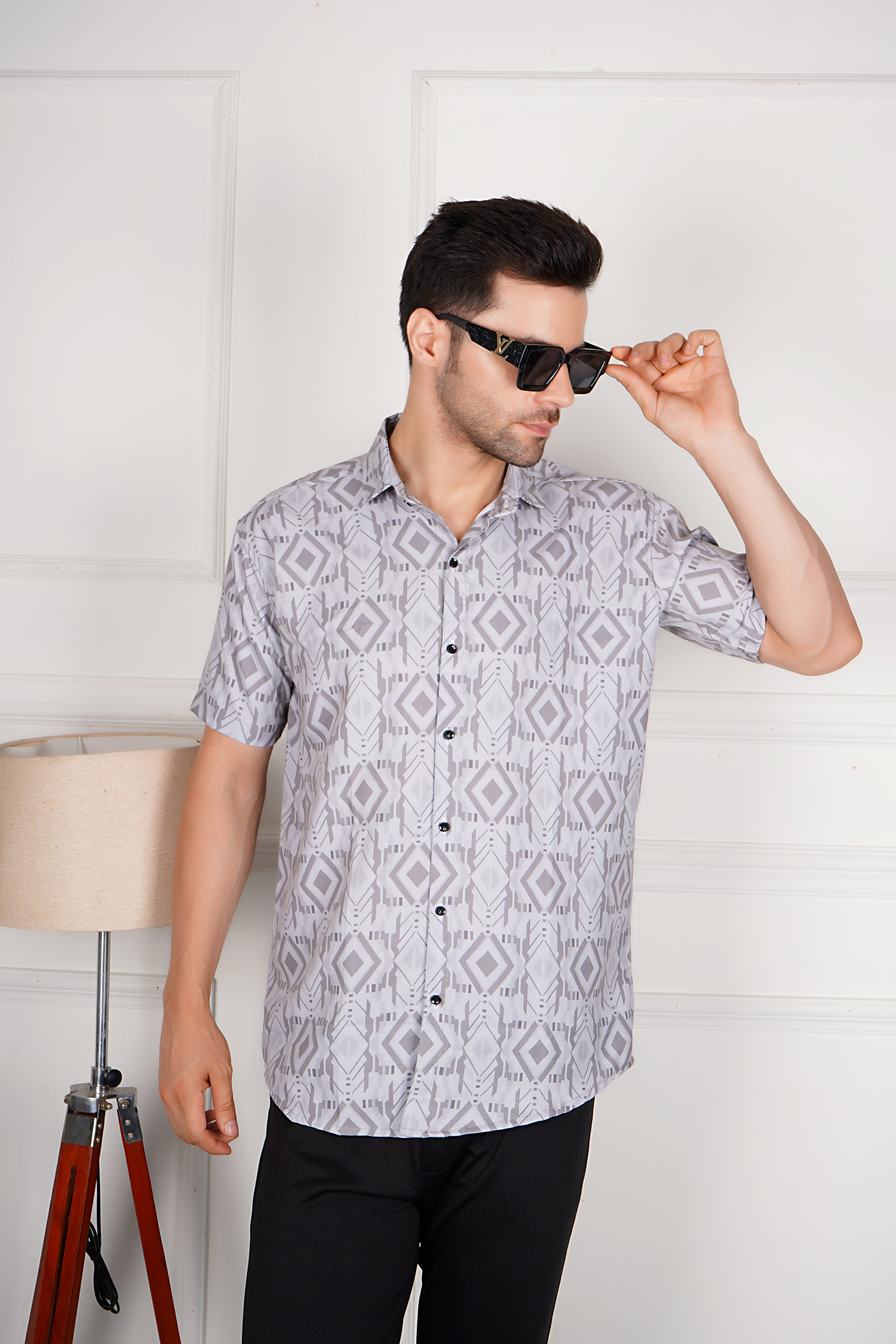 Geometric Grey Short-Sleeve Shirt AB #052